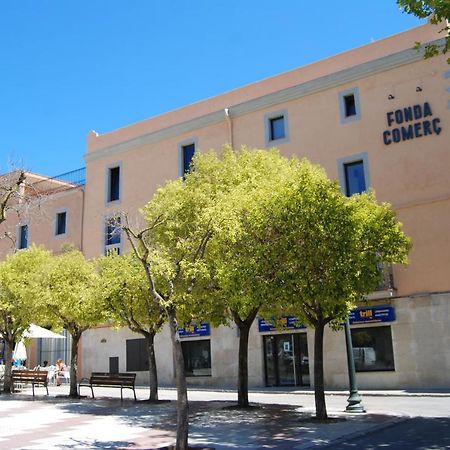 Fonda Comerc Estudio Doble Torroella De Montgri Exterior photo